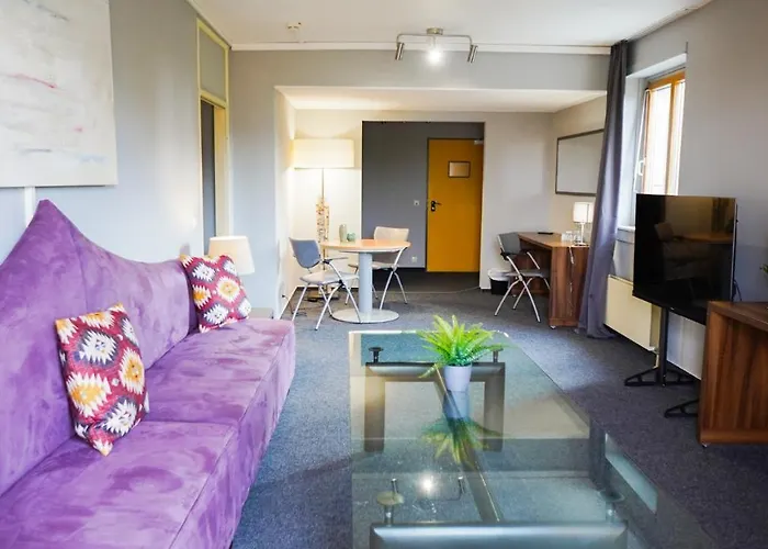 Rcadia Gaming House 2*